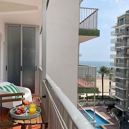 Singularstays Cullera V Luaran gambar